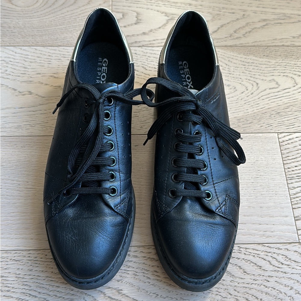 Geox sneakers, size 8.